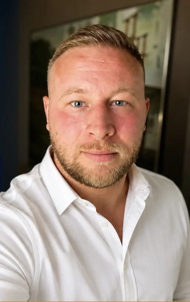 Szipli Norbert, a CrediGuide alapítója és független hitelszakértő